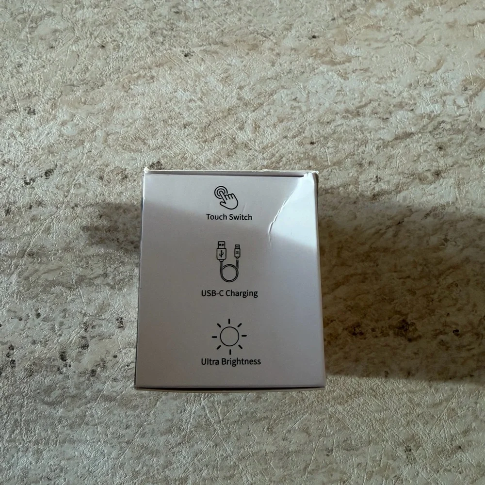 Smart Bag Light with Heart Design Keychain